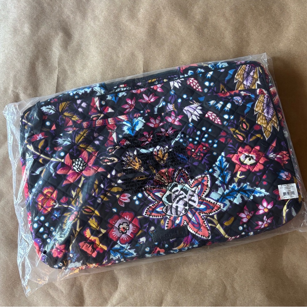Vera Bradley Iconic Laptop Organizer in Foxwood color